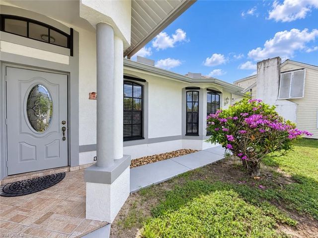 1728 54th TER SW, Naples, FL 34116