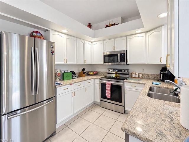 1728 54th TER SW, Naples, FL 34116