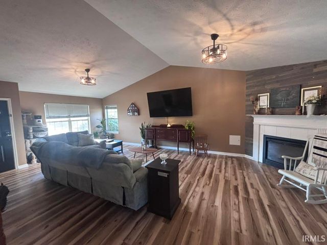 4252 Fiddlesticks Drive, Lafayette, IN 47909