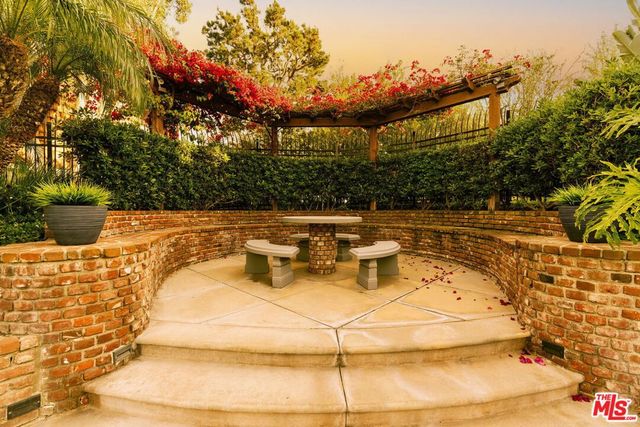 16631 Algonquin Street, Huntington Beach, CA 92649