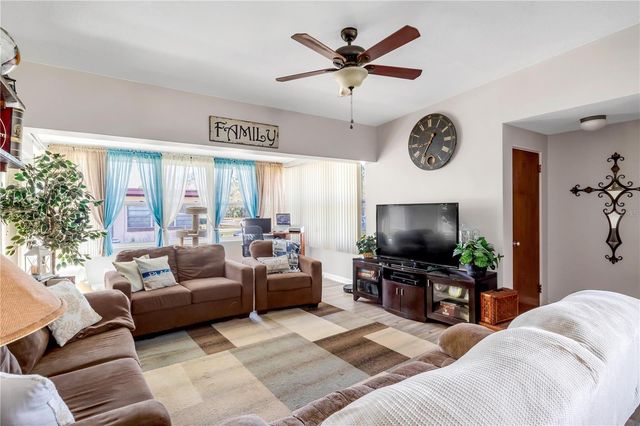 115 W WOODLAND DRIVE, Sanford, FL 32773