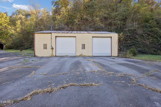 21466 Us Highway 58, Castlewood, VA 24224