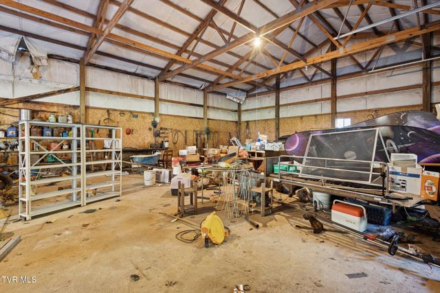 21466 Us Highway 58, Castlewood, VA 24224