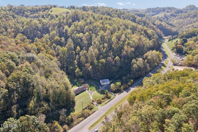 21466 Us Highway 58, Castlewood, VA 24224