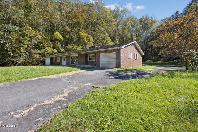 21466 Us Highway 58, Castlewood, VA 24224