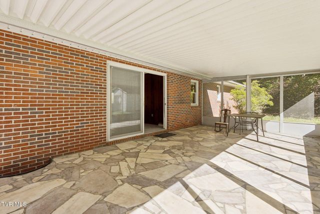 21466 Us Highway 58, Castlewood, VA 24224