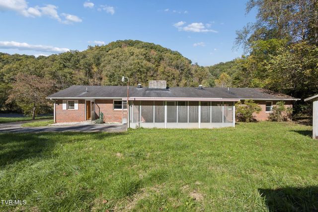 21466 Us Highway 58, Castlewood, VA 24224
