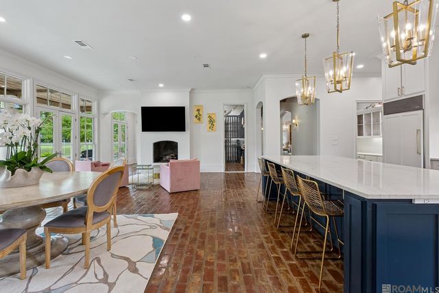 18211 S Mission Hills Ave, Baton Rouge, LA 70810