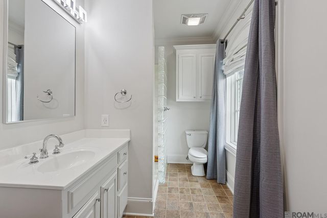 18211 S Mission Hills Ave, Baton Rouge, LA 70810