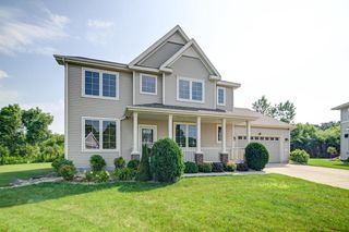 15 Bellingrath Court, Mcfarland, WI 53558