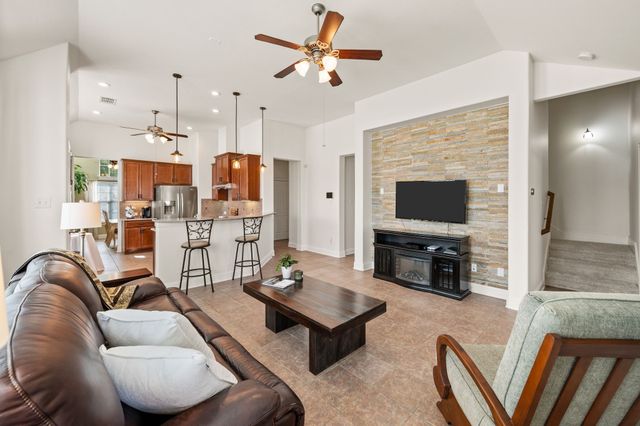 2529 Trailhead Drive, Fort Worth, TX 76177