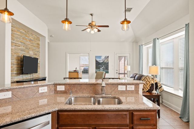 2529 Trailhead Drive, Fort Worth, TX 76177