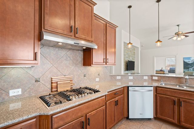 2529 Trailhead Drive, Fort Worth, TX 76177