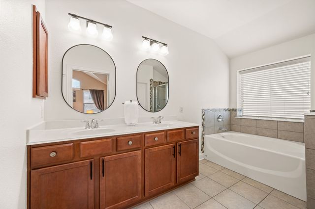 2529 Trailhead Drive, Fort Worth, TX 76177