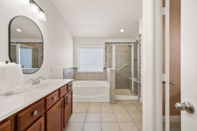 2529 Trailhead Drive, Fort Worth, TX 76177