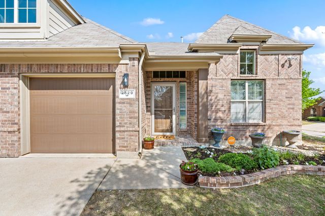 2529 Trailhead Drive, Fort Worth, TX 76177