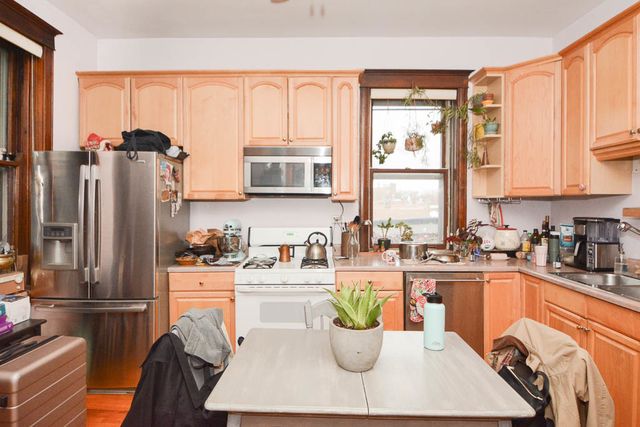2627 W Walton Street 3, Chicago, IL 60622
