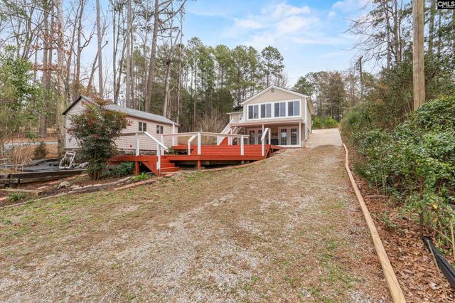 912 Lakewood Drive, Prosperity, SC 29127