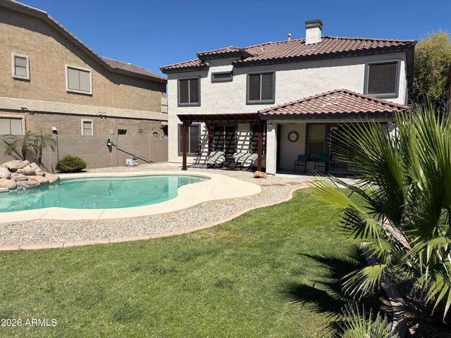 17689 W POST Drive, Surprise, AZ 85388