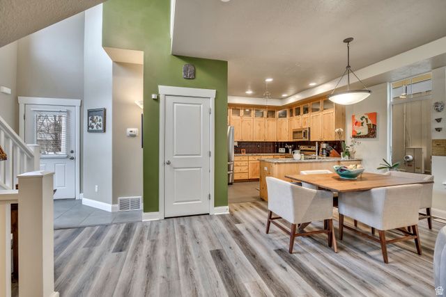 3616 S GRANITE PARK CV, South Salt Lake, UT 84106