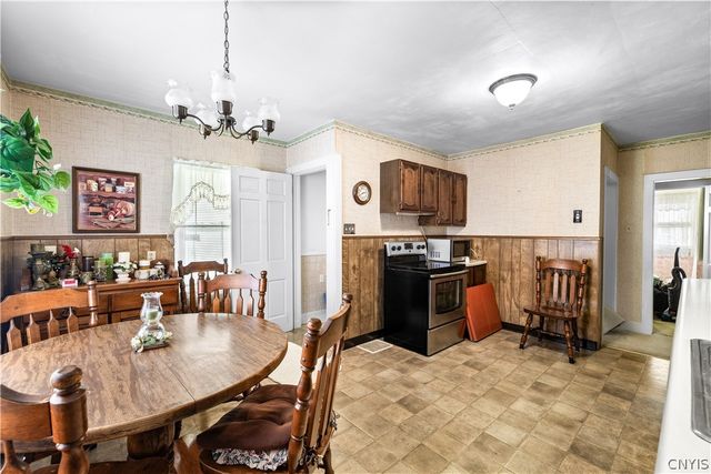 802 Oakwood Street, Rome, NY 13440