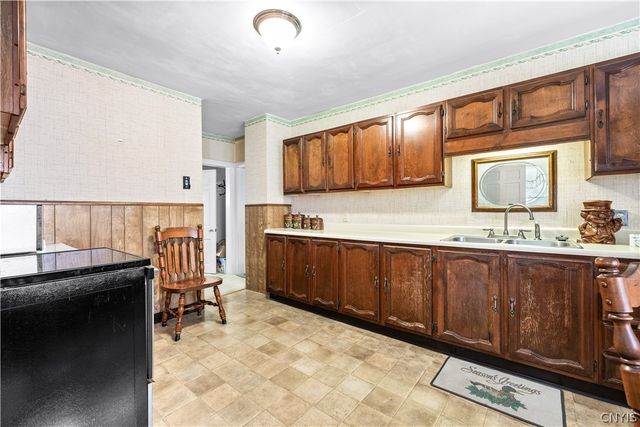 802 Oakwood Street, Rome, NY 13440