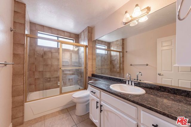 27821 Via Amistosa, Agoura Hills, CA 91301