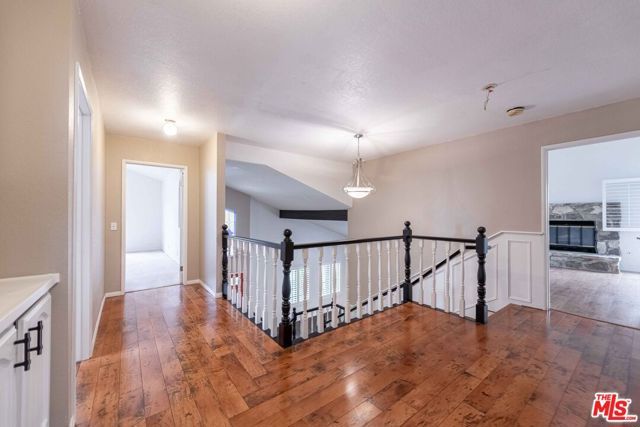 27821 Via Amistosa, Agoura Hills, CA 91301