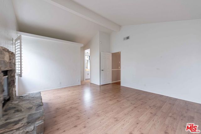 27821 Via Amistosa, Agoura Hills, CA 91301