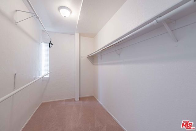 27821 Via Amistosa, Agoura Hills, CA 91301