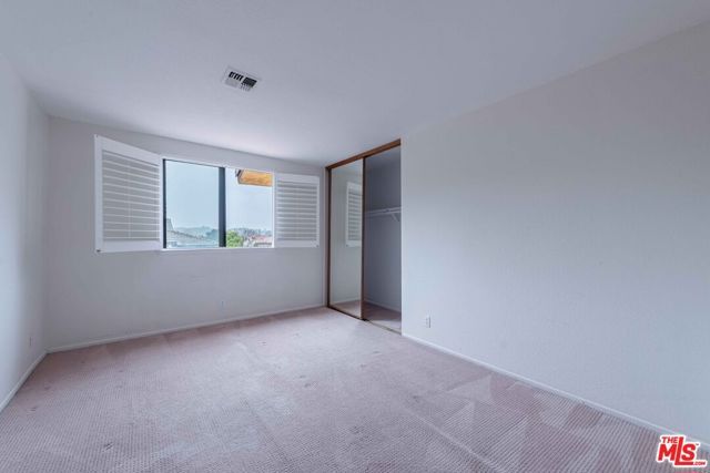 27821 Via Amistosa, Agoura Hills, CA 91301