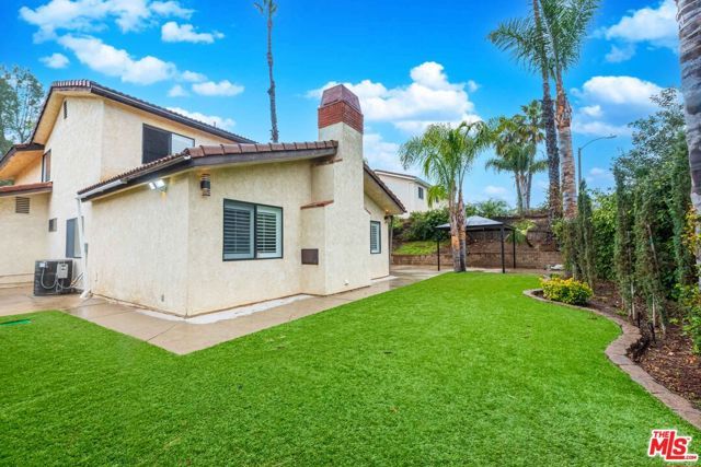 27821 Via Amistosa, Agoura Hills, CA 91301