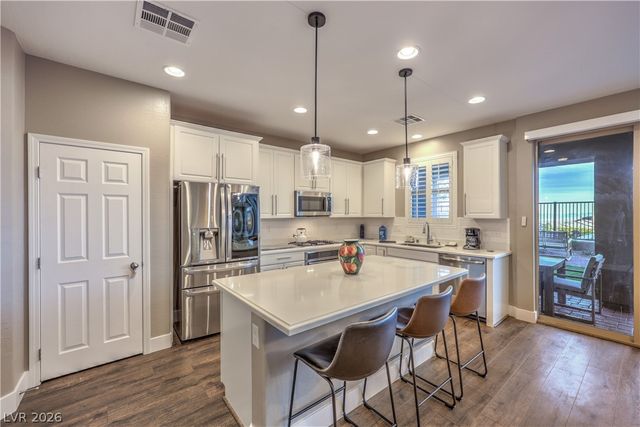 12540 Skylight View Street, Las Vegas, NV 89138