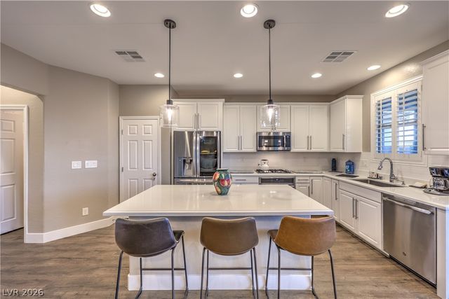 12540 Skylight View Street, Las Vegas, NV 89138