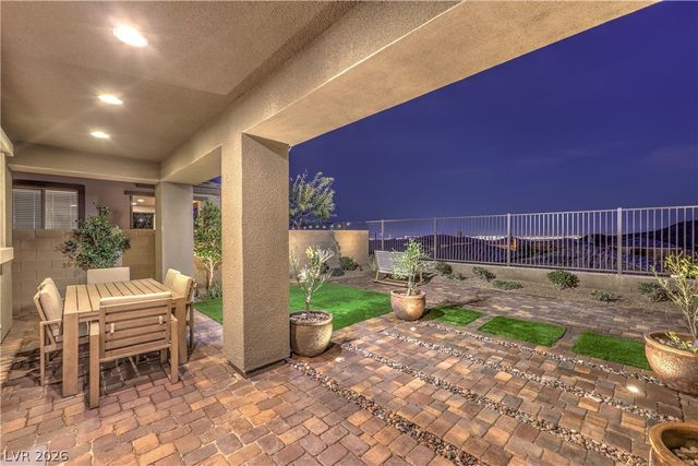 12540 Skylight View Street, Las Vegas, NV 89138