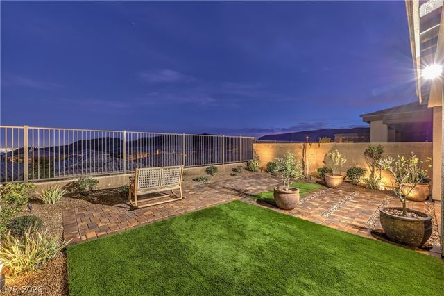 12540 Skylight View Street, Las Vegas, NV 89138