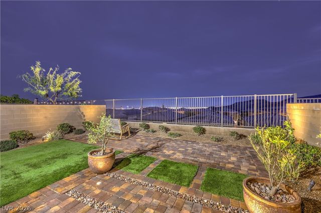 12540 Skylight View Street, Las Vegas, NV 89138