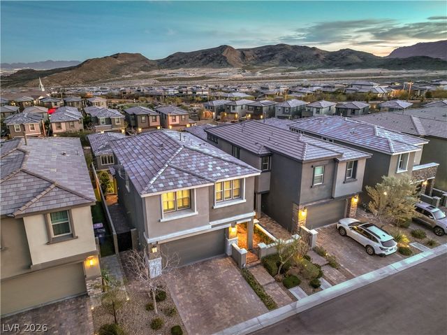 12540 Skylight View Street, Las Vegas, NV 89138