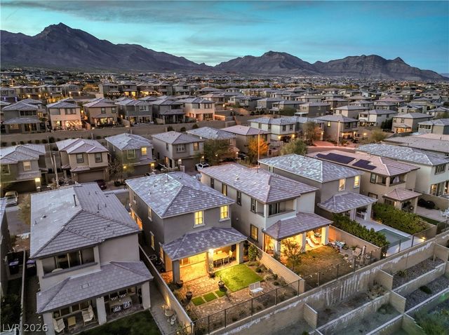 12540 Skylight View Street, Las Vegas, NV 89138