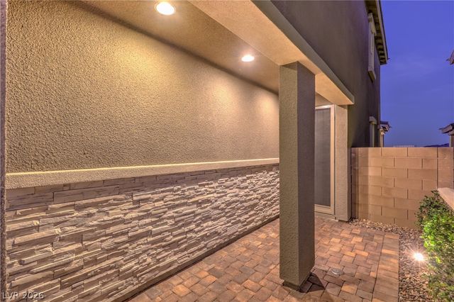 12540 Skylight View Street, Las Vegas, NV 89138