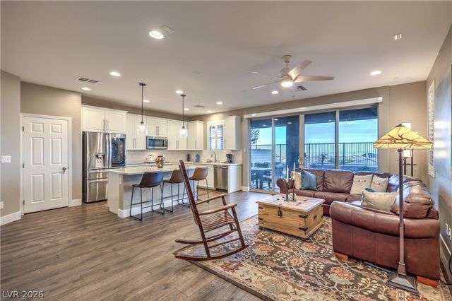 12540 Skylight View Street, Las Vegas, NV 89138