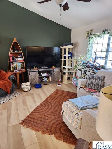 2213 Links St., Mankato, MN 56001