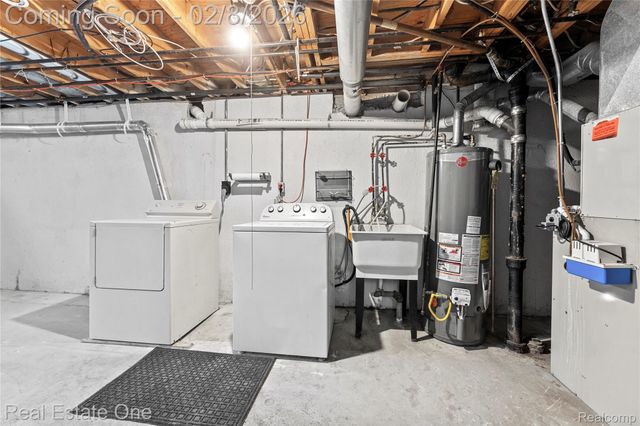 25556 Rusty Street, Taylor, MI 48180