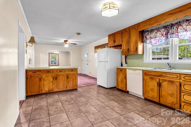 1325 Longview Avenue, Salisbury, NC 28146