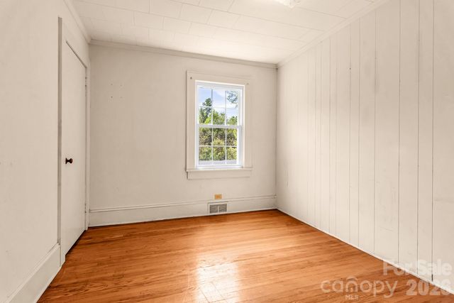 1325 Longview Avenue, Salisbury, NC 28146