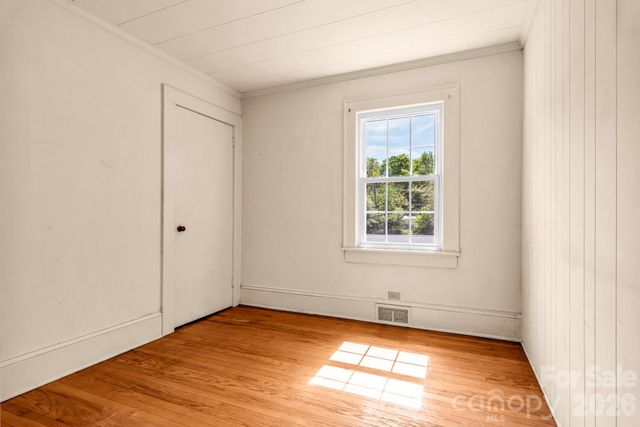 1325 Longview Avenue, Salisbury, NC 28146