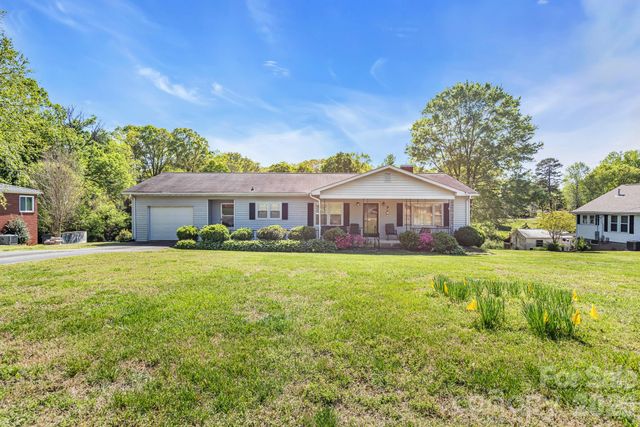 1325 Longview Avenue, Salisbury, NC 28146