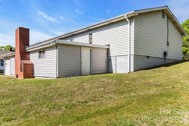 1325 Longview Avenue, Salisbury, NC 28146