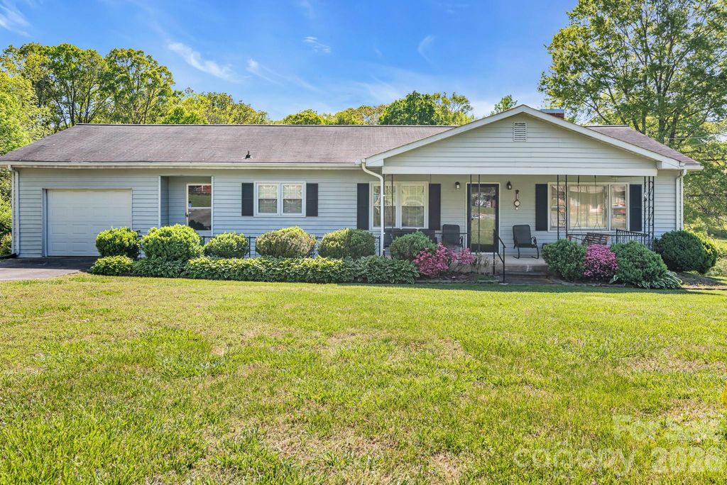 1325 Longview Avenue, Salisbury, NC 28146