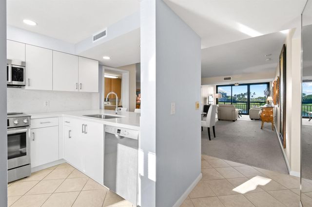 501 S Seas Drive 206, Jupiter, FL 33477